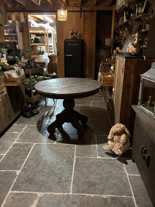 Ronde eettafel doorsnede  105cm verkrijgbaar in verschillende maten