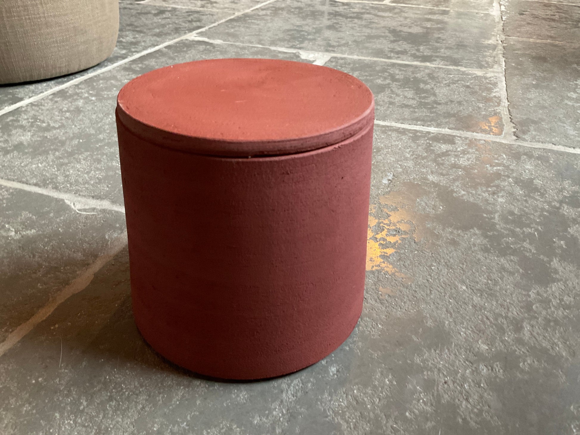 Rode Buitenkaars met deksel lavendel geur