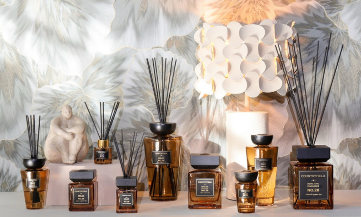 Geurstokjes hotel chic floral & sandalwood 500ml ronde fles