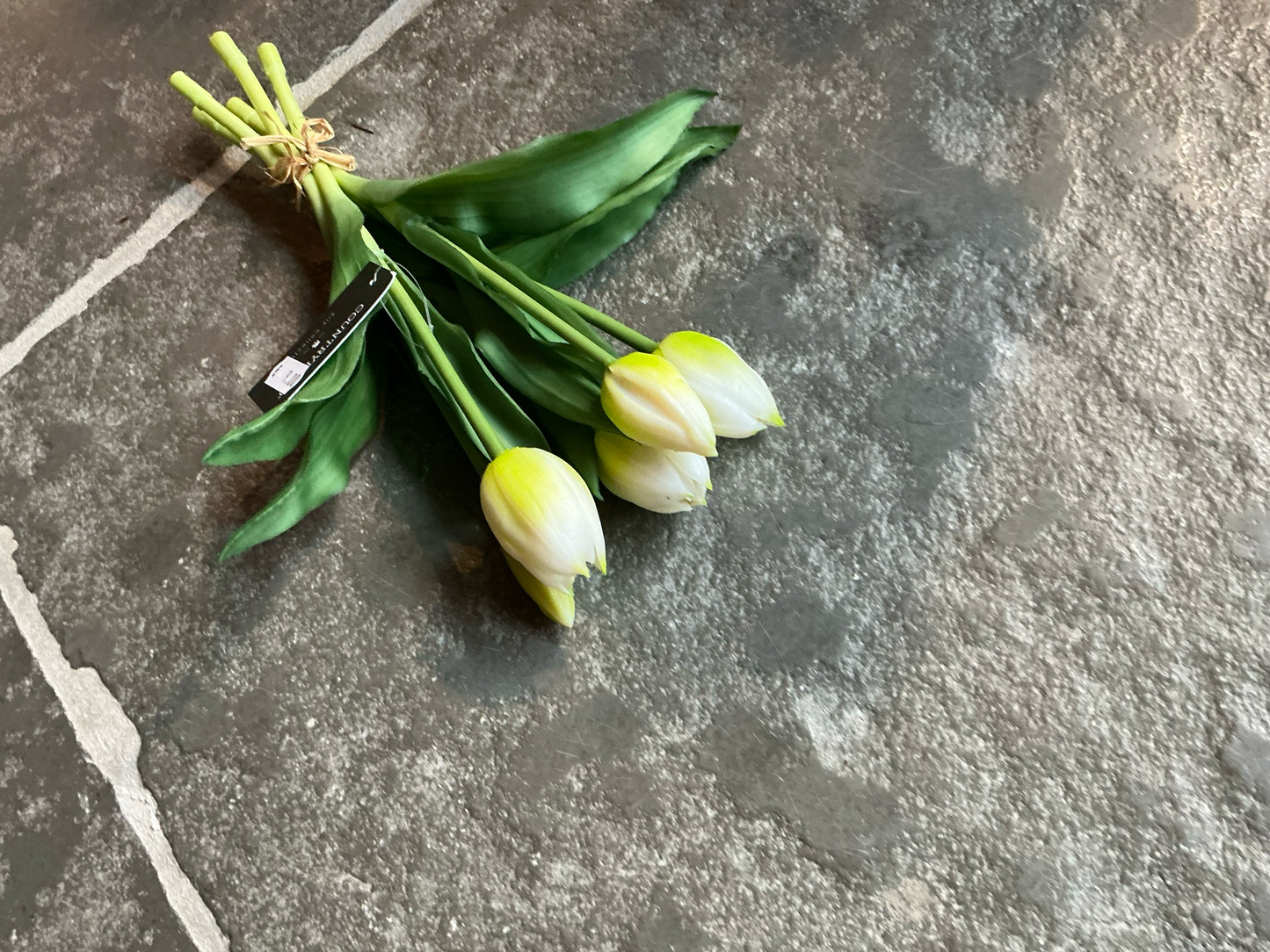 Boeket witte tulpen (5) 30cm