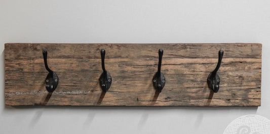 Kapstok met 4 haken  Afmeting ca. (HxBxD) 20x80x3 cm