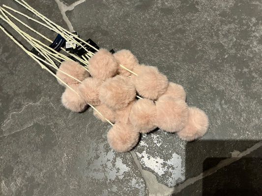 Fluffy bollen op stok beige