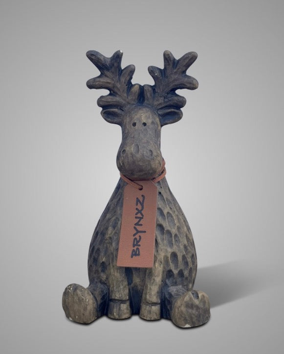Sitting Rudolph Himself Majestic Brown M D.11 H.19
