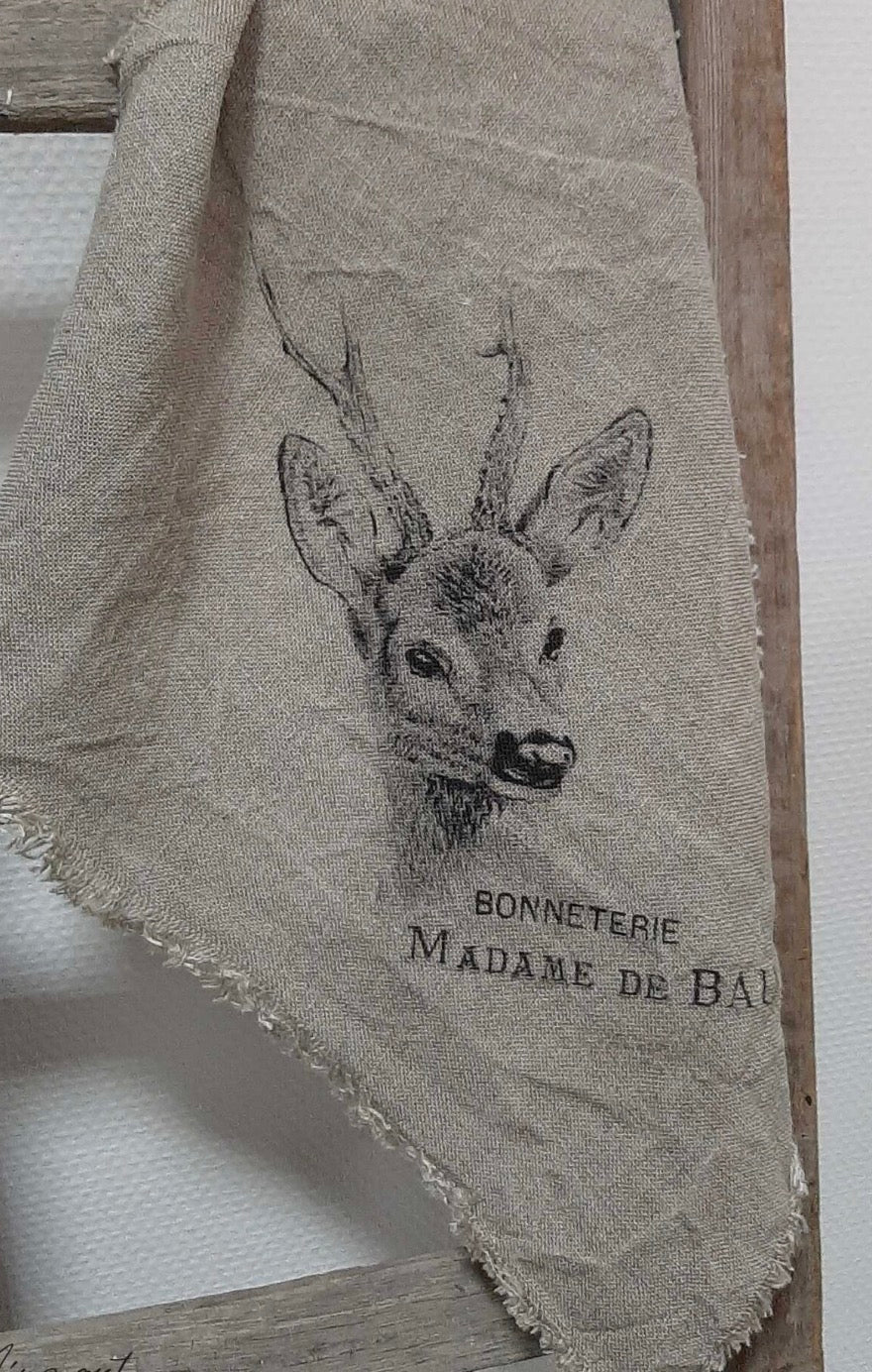 Shabby doek hertje 50x50cm