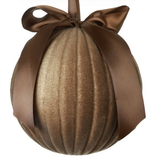 Kerstbal in Veloers geribbeld taupe-Ø12CM