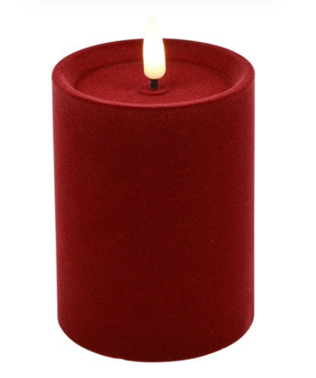 LED Kaars Stomp velvet Ø7,5CM ro Lyon M d.rood-7,5x7,5x10CM